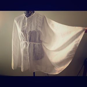 Boho white batwing shirt